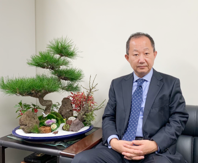 Representative Director & CEO Kokushi Ryu