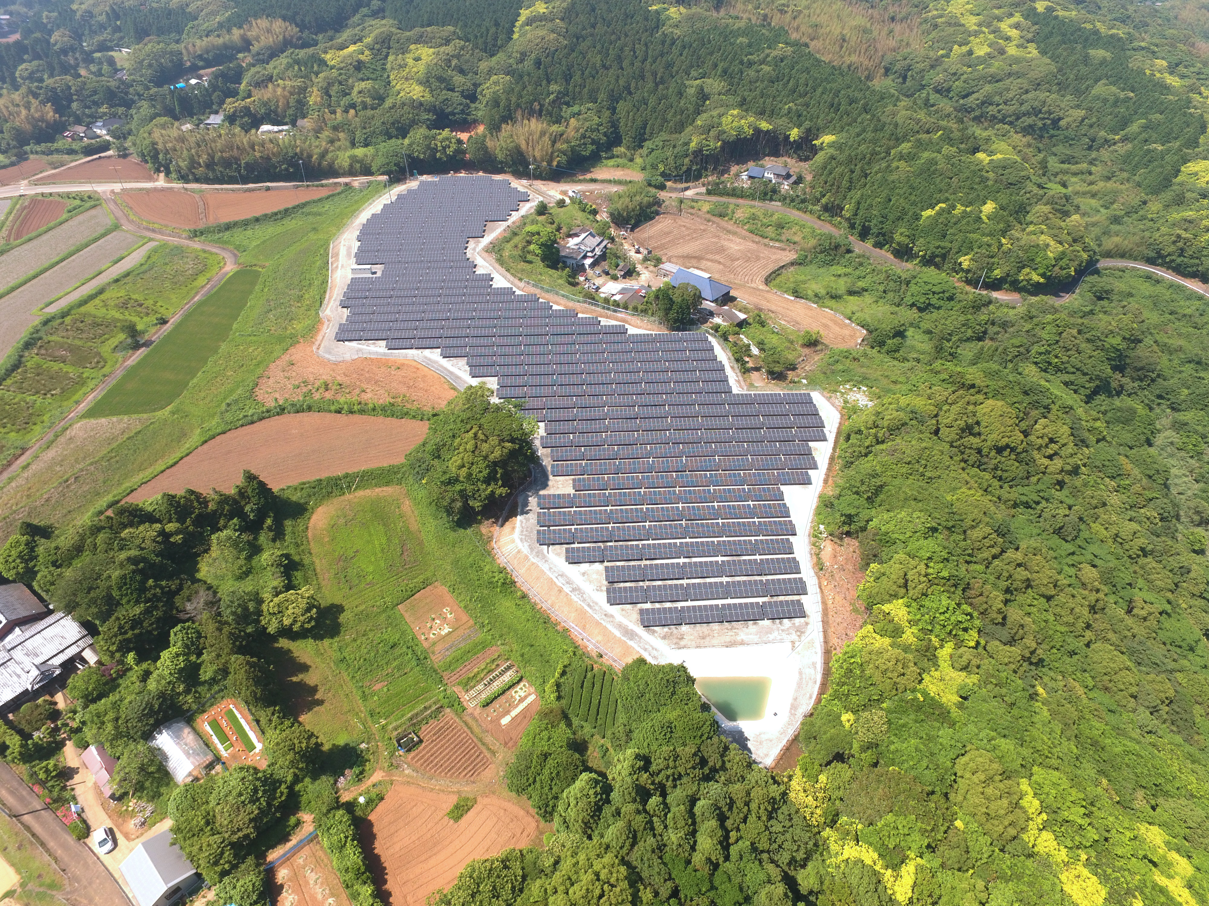 長崎県平戸太陽光発電所の営業運転を開始